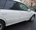 Белый Субару Легаси, объемом двигателя 2.5 л и пробегом 290 тыс. км за 4100 $, фото 1 на Automoto.ua