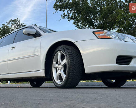 Білий Субару Легасі, об'ємом двигуна 2.5 л та пробігом 70 тис. км за 6700 $, фото 6 на Automoto.ua