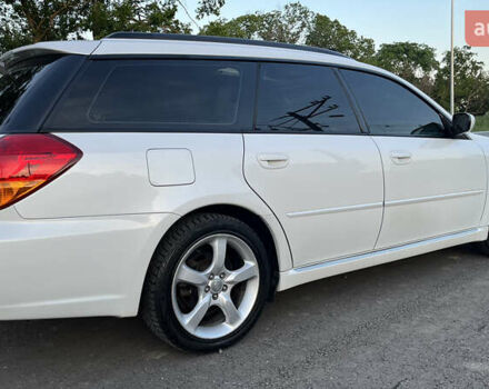 Білий Субару Легасі, об'ємом двигуна 2.5 л та пробігом 70 тис. км за 6700 $, фото 4 на Automoto.ua