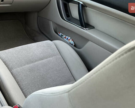 Білий Субару Легасі, об'ємом двигуна 2.5 л та пробігом 70 тис. км за 6700 $, фото 54 на Automoto.ua