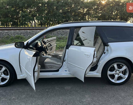 Білий Субару Легасі, об'ємом двигуна 2.5 л та пробігом 70 тис. км за 6700 $, фото 40 на Automoto.ua