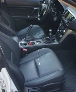 Белый Субару Легаси, объемом двигателя 2 л и пробегом 250 тыс. км за 4500 $, фото 8 на Automoto.ua