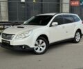Білий Субару Легасі, об'ємом двигуна 2 л та пробігом 250 тис. км за 9500 $, фото 1 на Automoto.ua