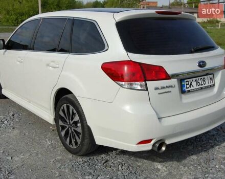 Білий Субару Легасі, об'ємом двигуна 2 л та пробігом 158 тис. км за 7500 $, фото 12 на Automoto.ua