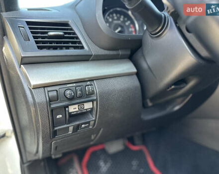 Белый Субару Легаси, объемом двигателя 2.46 л и пробегом 180 тыс. км за 10200 $, фото 10 на Automoto.ua