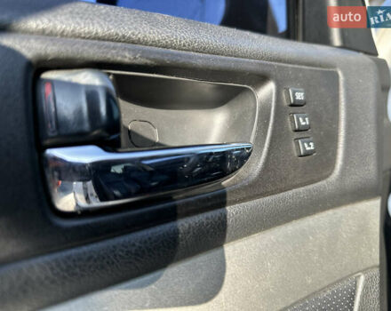 Белый Субару Легаси, объемом двигателя 2.46 л и пробегом 180 тыс. км за 10200 $, фото 12 на Automoto.ua