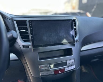 Белый Субару Легаси, объемом двигателя 2.5 л и пробегом 180 тыс. км за 10300 $, фото 11 на Automoto.ua