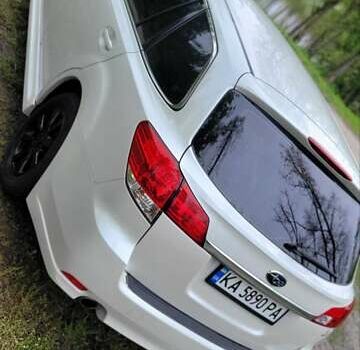 Белый Субару Легаси, объемом двигателя 2 л и пробегом 192 тыс. км за 7799 $, фото 9 на Automoto.ua