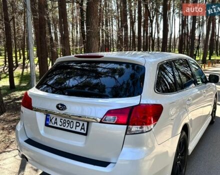 Белый Субару Легаси, объемом двигателя 2 л и пробегом 208 тыс. км за 8200 $, фото 5 на Automoto.ua