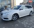 Белый Субару Легаси, объемом двигателя 2 л и пробегом 190 тыс. км за 8700 $, фото 2 на Automoto.ua