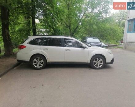Белый Субару Легаси, объемом двигателя 2 л и пробегом 205 тыс. км за 12200 $, фото 5 на Automoto.ua