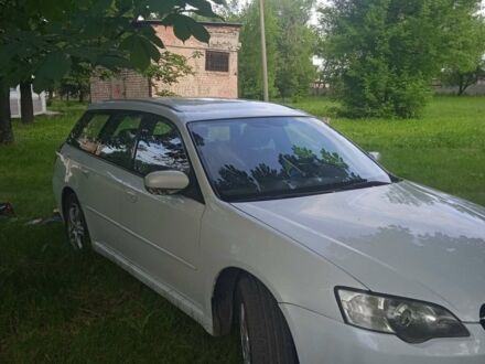 Білий Субару Легасі, об'ємом двигуна 1.99 л та пробігом 374 тис. км за 4500 $, фото 1 на Automoto.ua