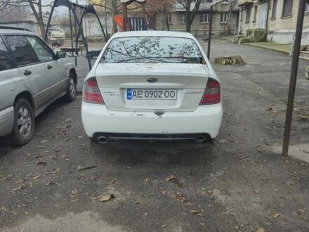 Белый Субару Легаси, объемом двигателя 0 л и пробегом 215 тыс. км за 2500 $, фото 1 на Automoto.ua