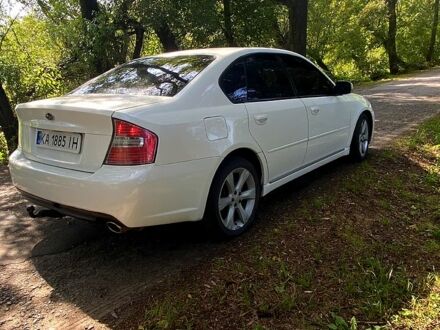 Білий Субару Легасі, об'ємом двигуна 3 л та пробігом 250 тис. км за 5700 $, фото 1 на Automoto.ua