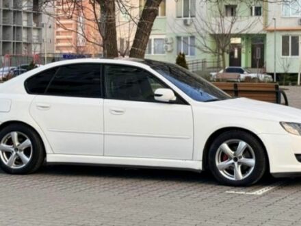 Білий Субару Легасі, об'ємом двигуна 0 л та пробігом 212 тис. км за 5797 $, фото 1 на Automoto.ua