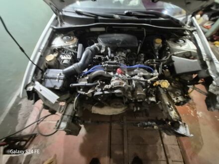 Білий Субару Легасі, об'ємом двигуна 0 л та пробігом 200 тис. км за 2000 $, фото 1 на Automoto.ua