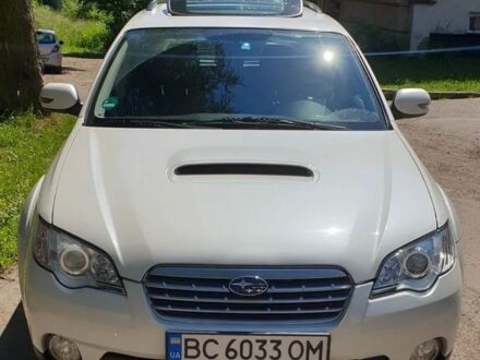 Білий Субару Легасі, об'ємом двигуна 2 л та пробігом 250 тис. км за 3650 $, фото 1 на Automoto.ua