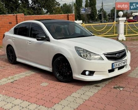 Білий Субару Легасі, об'ємом двигуна 1.99 л та пробігом 109 тис. км за 8199 $, фото 1 на Automoto.ua