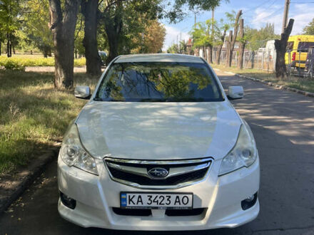 Білий Субару Легасі, об'ємом двигуна 1.99 л та пробігом 198 тис. км за 7050 $, фото 1 на Automoto.ua