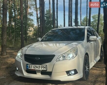 Белый Субару Легаси, объемом двигателя 1.99 л и пробегом 170 тыс. км за 6300 $, фото 1 на Automoto.ua