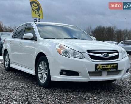 Белый Субару Легаси, объемом двигателя 2.46 л и пробегом 360 тыс. км за 5999 $, фото 1 на Automoto.ua