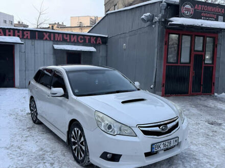 Білий Субару Легасі, об'ємом двигуна 2 л та пробігом 165 тис. км за 8400 $, фото 1 на Automoto.ua