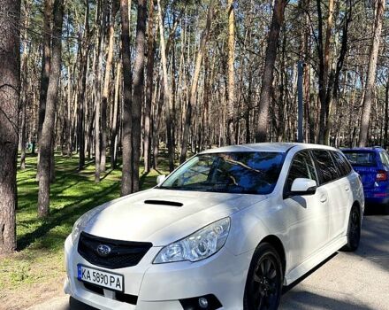 Белый Субару Легаси, объемом двигателя 2 л и пробегом 208 тыс. км за 8200 $, фото 1 на Automoto.ua