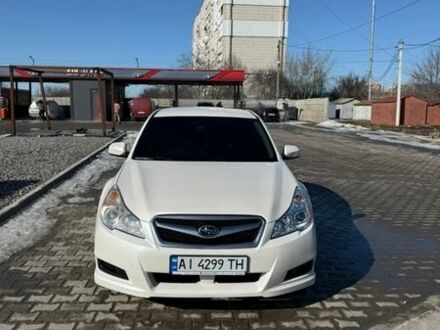 Белый Субару Легаси, объемом двигателя 2.46 л и пробегом 274 тыс. км за 6800 $, фото 1 на Automoto.ua