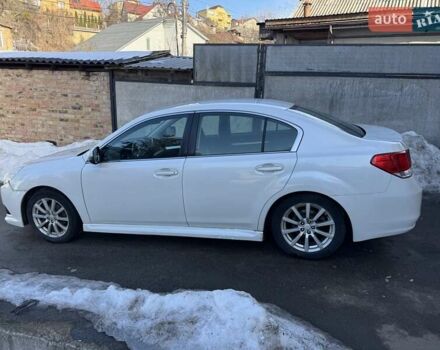 Білий Субару Легасі, об'ємом двигуна 1.99 л та пробігом 259 тис. км за 7000 $, фото 1 на Automoto.ua