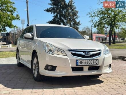 Білий Субару Легасі, об'ємом двигуна 2.46 л та пробігом 180 тис. км за 9200 $, фото 1 на Automoto.ua