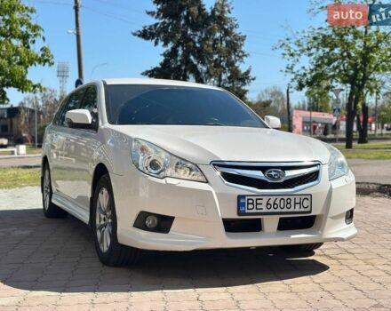 Білий Субару Легасі, об'ємом двигуна 2.46 л та пробігом 180 тис. км за 9200 $, фото 1 на Automoto.ua