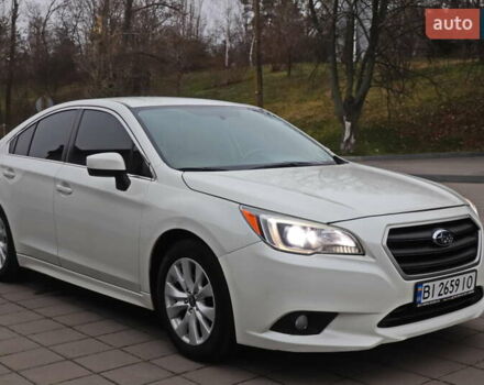 Белый Субару Легаси, объемом двигателя 2.5 л и пробегом 240 тыс. км за 8999 $, фото 1 на Automoto.ua