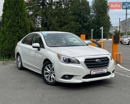 Білий Субару Легасі, об'ємом двигуна 2.5 л та пробігом 250 тис. км за 8300 $, фото 1 на Automoto.ua