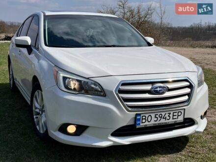 Белый Субару Легаси, объемом двигателя 2.5 л и пробегом 161 тыс. км за 10500 $, фото 1 на Automoto.ua