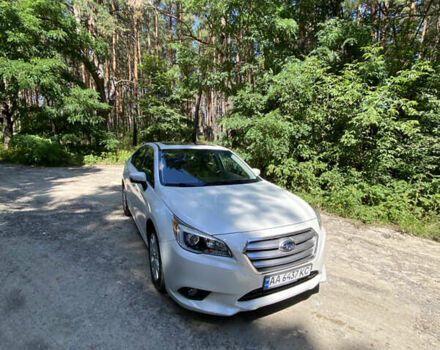 Білий Субару Легасі, об'ємом двигуна 2.5 л та пробігом 111 тис. км за 12500 $, фото 1 на Automoto.ua