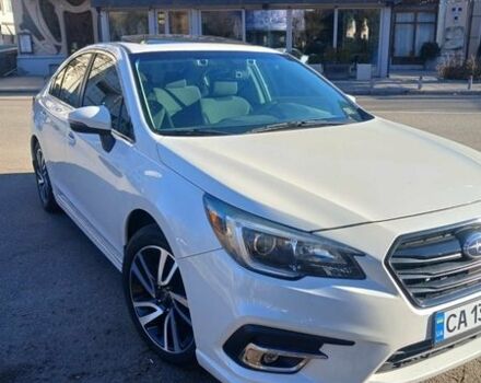 Белый Субару Легаси, объемом двигателя 2.5 л и пробегом 163 тыс. км за 13700 $, фото 1 на Automoto.ua