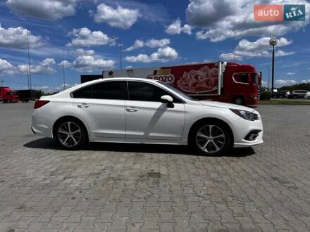 Субару Легаси 2018 в Киеве на Automoto.ua Белый Субару Легаси, объемом двигателя 2.5 л и пробегом 62 тыс. км за 15400 $, фото 1 на Automoto.ua