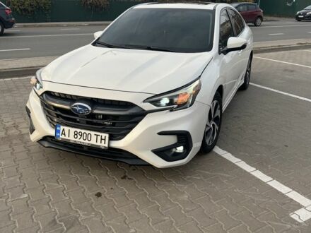 Белый Субару Легаси, объемом двигателя 2.5 л и пробегом 136 тыс. км за 21500 $, фото 1 на Automoto.ua