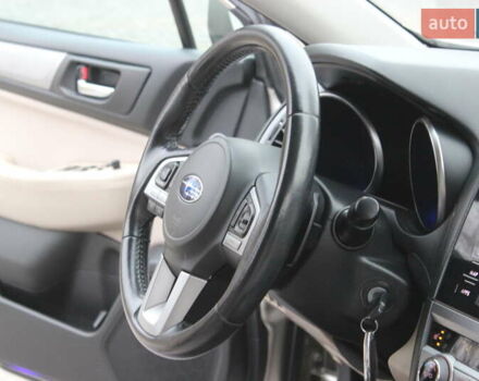 Бежевый Субару Легаси, объемом двигателя 2.5 л и пробегом 179 тыс. км за 10500 $, фото 26 на Automoto.ua