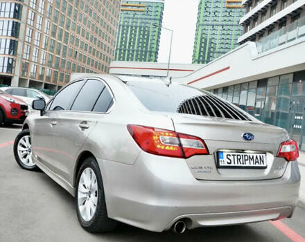 Бежевый Субару Легаси, объемом двигателя 2.46 л и пробегом 140 тыс. км за 12400 $, фото 4 на Automoto.ua