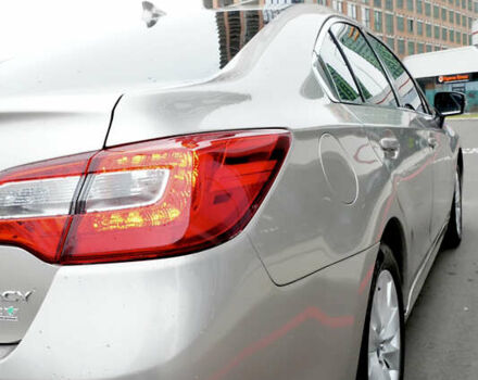 Бежевый Субару Легаси, объемом двигателя 2.46 л и пробегом 140 тыс. км за 12400 $, фото 3 на Automoto.ua