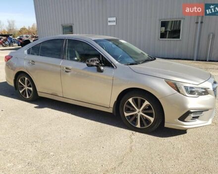 Бежевый Субару Легаси, объемом двигателя 2.5 л и пробегом 123 тыс. км за 2200 $, фото 3 на Automoto.ua