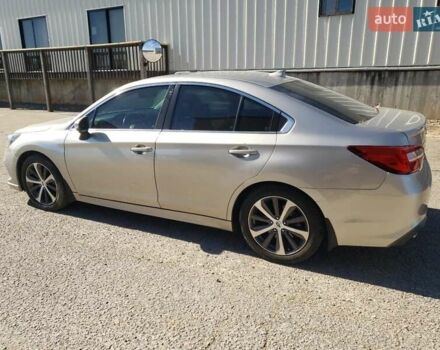 Бежевый Субару Легаси, объемом двигателя 2.5 л и пробегом 123 тыс. км за 2200 $, фото 1 на Automoto.ua