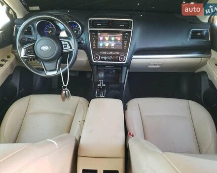 Бежевый Субару Легаси, объемом двигателя 2.5 л и пробегом 123 тыс. км за 2200 $, фото 7 на Automoto.ua