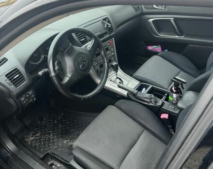 Черный Субару Легаси, объемом двигателя 2 л и пробегом 322 тыс. км за 4500 $, фото 1 на Automoto.ua