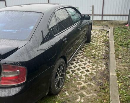 Черный Субару Легаси, объемом двигателя 2 л и пробегом 322 тыс. км за 4500 $, фото 1 на Automoto.ua