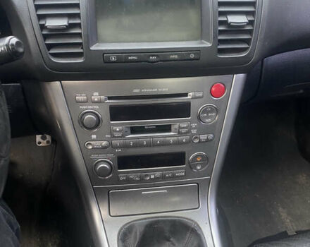 Черный Субару Легаси, объемом двигателя 3 л и пробегом 280 тыс. км за 4700 $, фото 6 на Automoto.ua