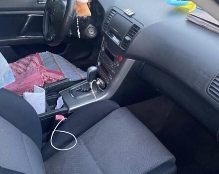 Черный Субару Легаси, объемом двигателя 1.99 л и пробегом 240 тыс. км за 4800 $, фото 2 на Automoto.ua