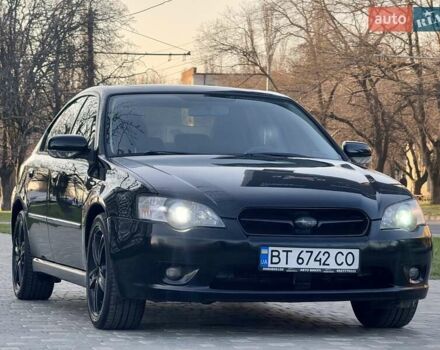 Черный Субару Легаси, объемом двигателя 2 л и пробегом 221 тыс. км за 6300 $, фото 2 на Automoto.ua