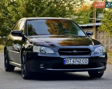 Черный Субару Легаси, объемом двигателя 2 л и пробегом 227 тыс. км за 6300 $, фото 2 на Automoto.ua